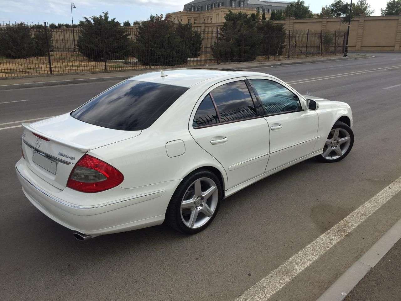 Mercedes E 350, 2008 il, 3.5 L, 278 000 km