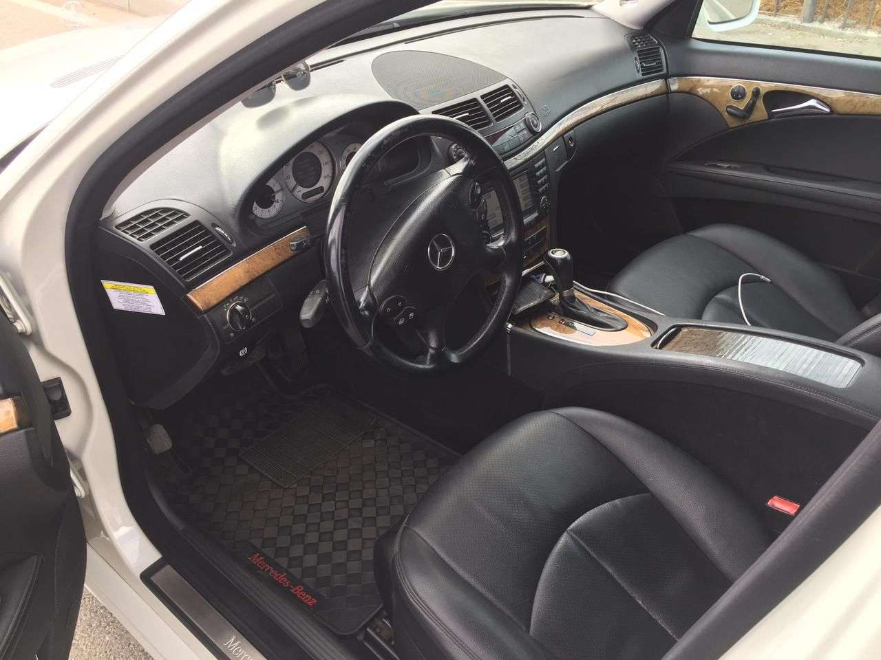 Mercedes E 350, 2008 il, 3.5 L, 278 000 km