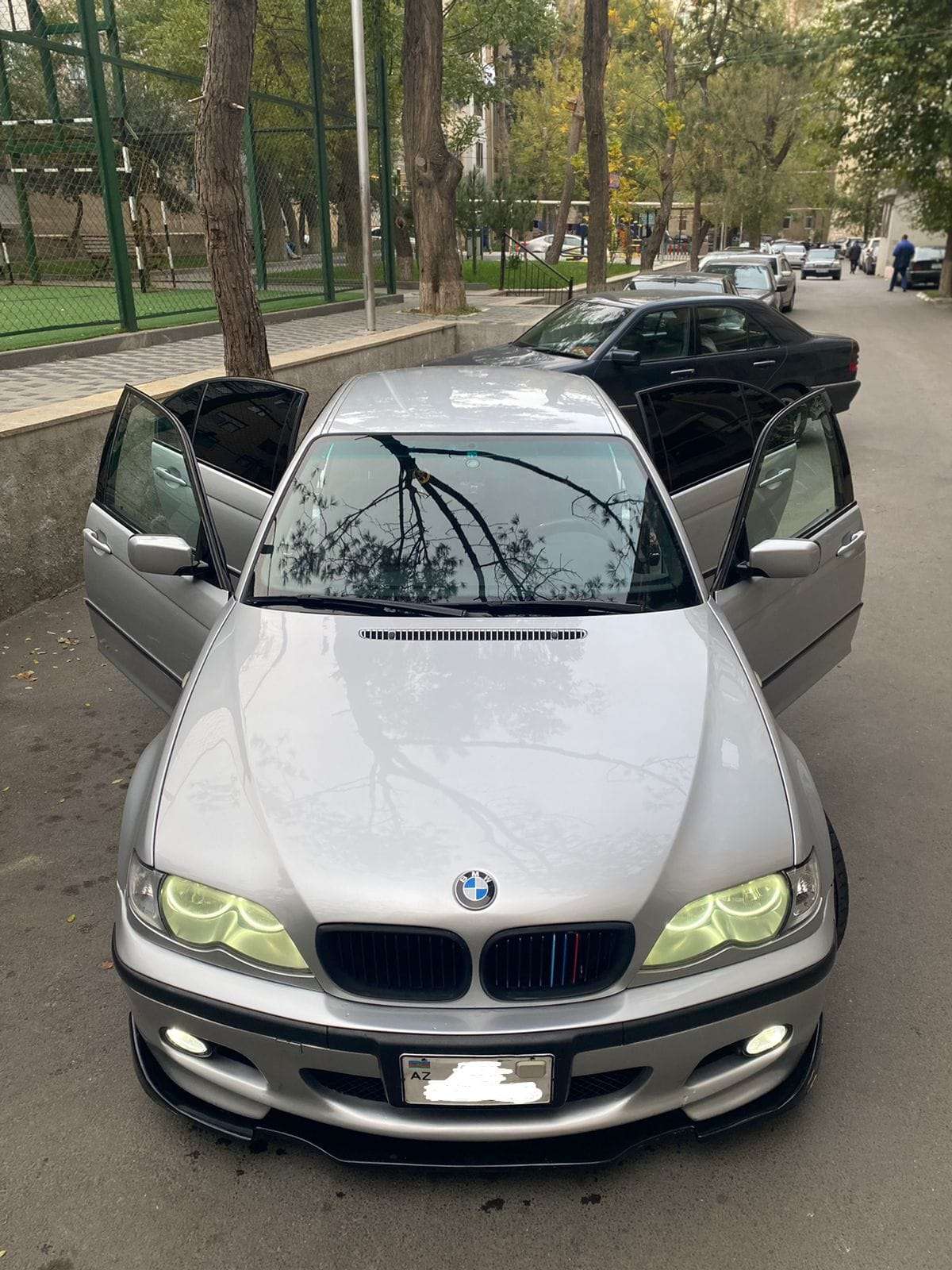 BMW 320, 2002 il, 2.2 L, 177 000 km