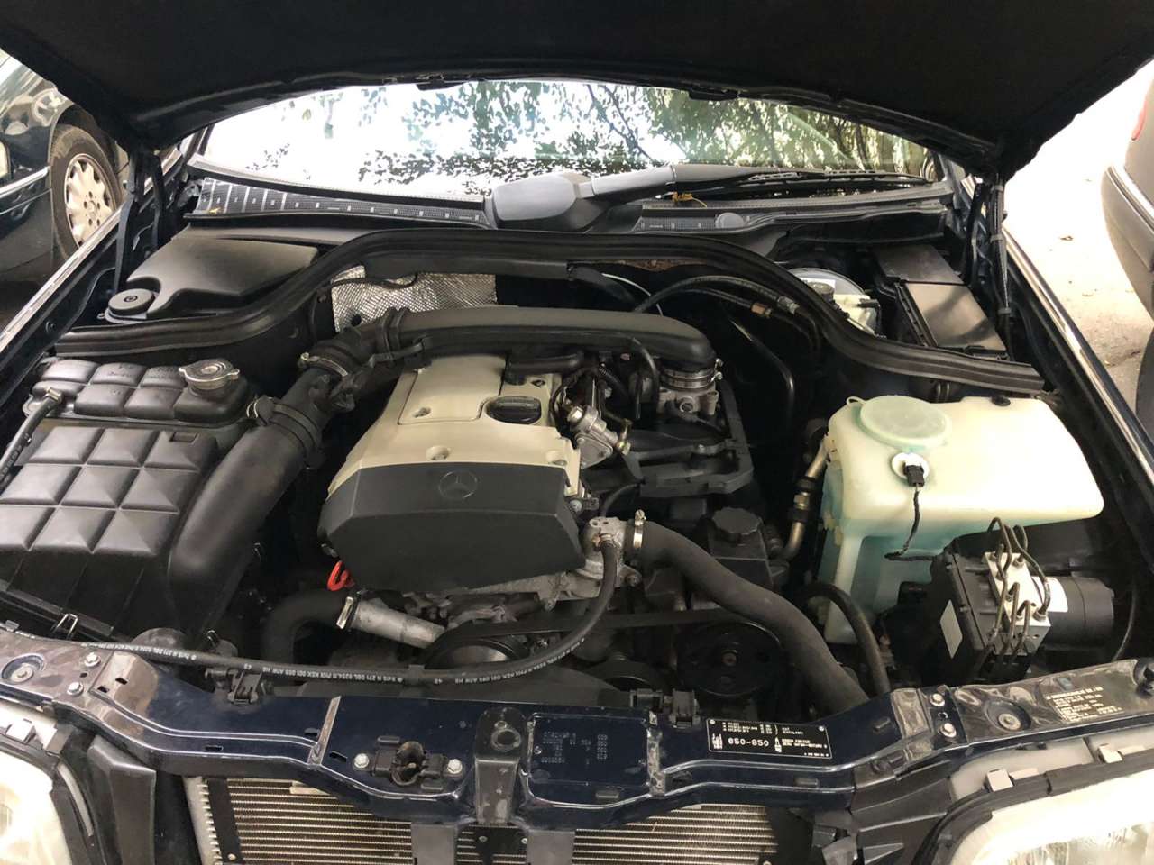 Mercedes C 180, 1999 il, 1.8 L, 216 000 km