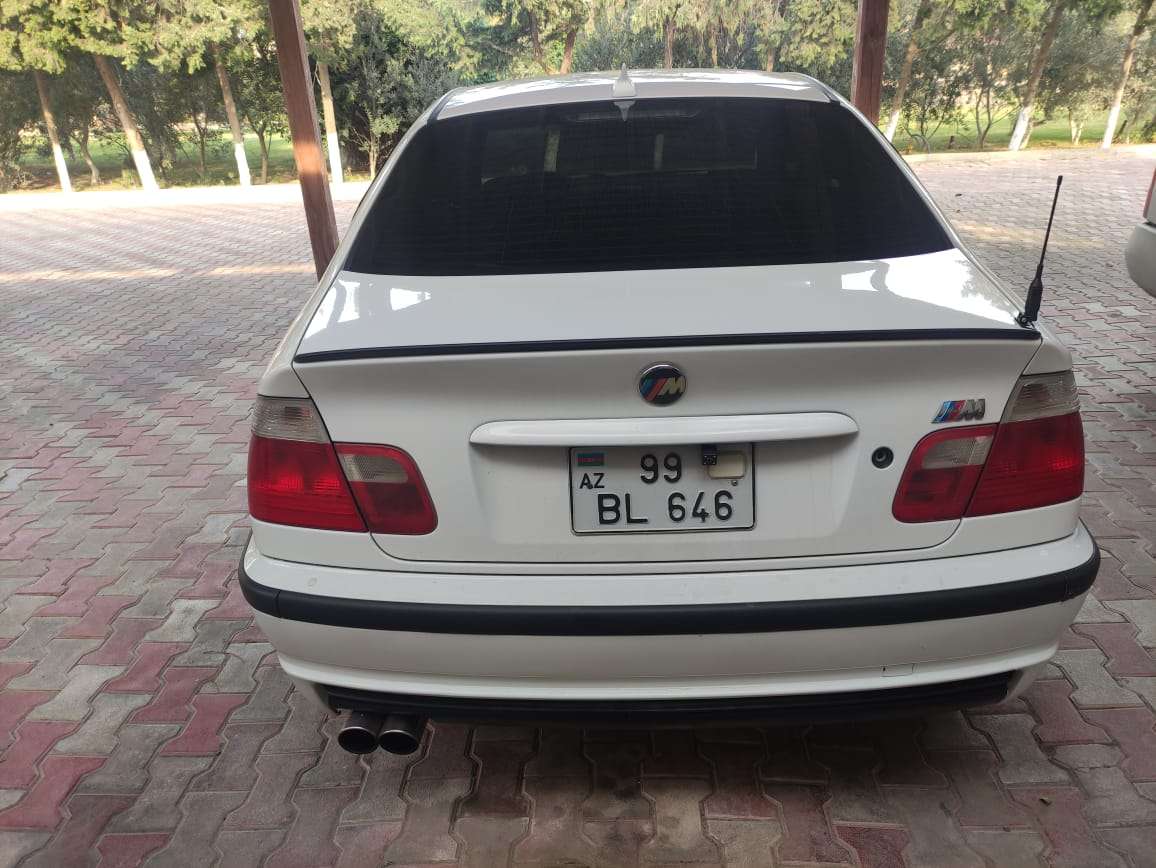 BMW 320, 2001 il, 2.2 L, 309 000 km