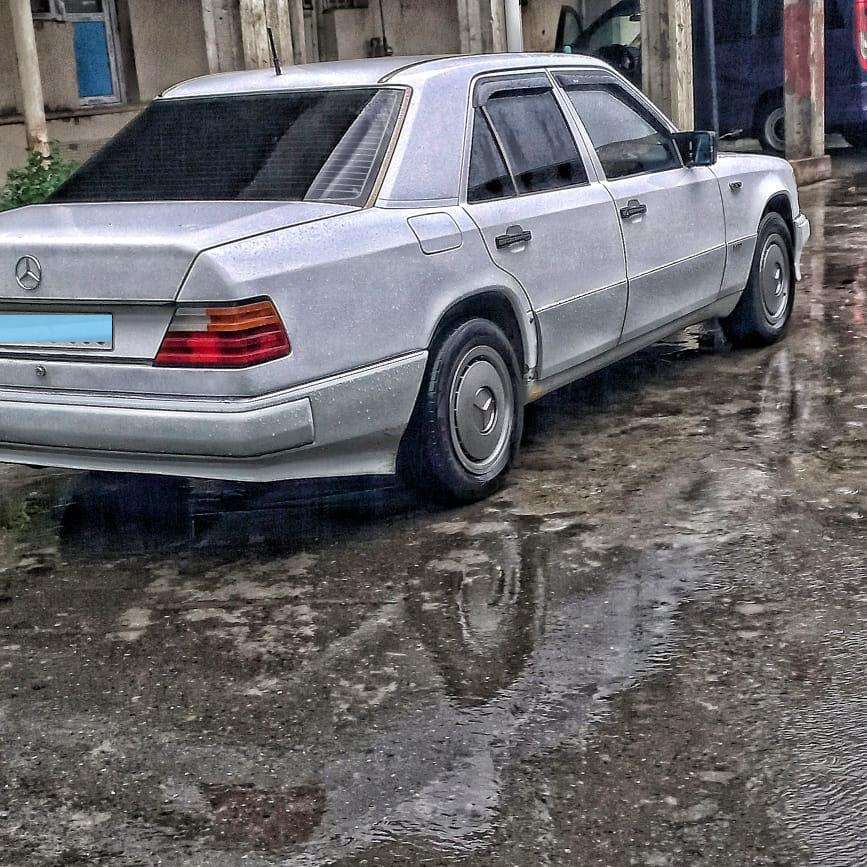 Mercedes E 250, 1991 il, 2.5 L, 254 876 km