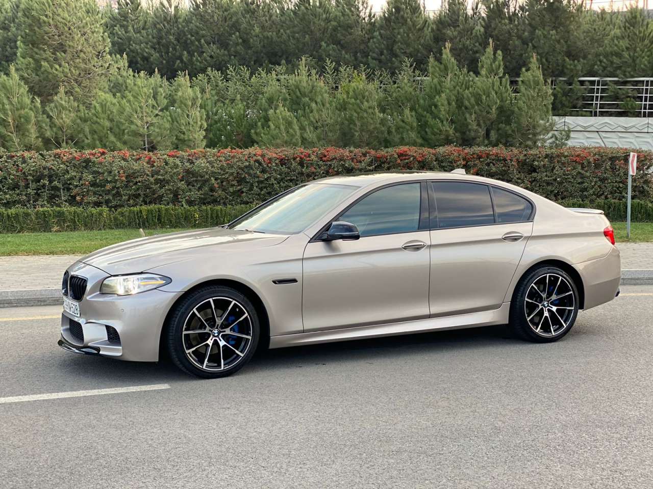 BMW 528, 2014 il, 2.0 L, 114 000 km