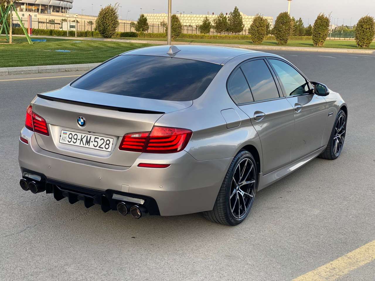 BMW 528, 2014 il, 2.0 L, 114 000 km