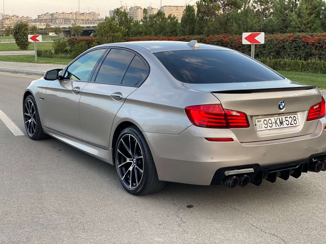 BMW 528, 2014 il, 2.0 L, 114 000 km