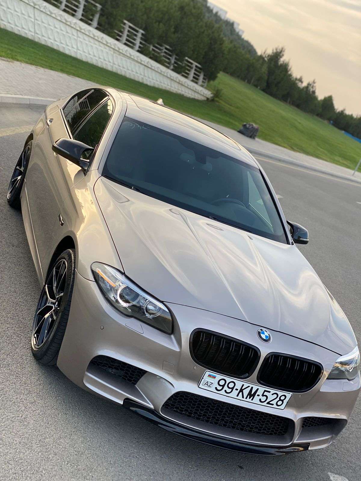 BMW 528, 2014 il, 2.0 L, 114 000 km