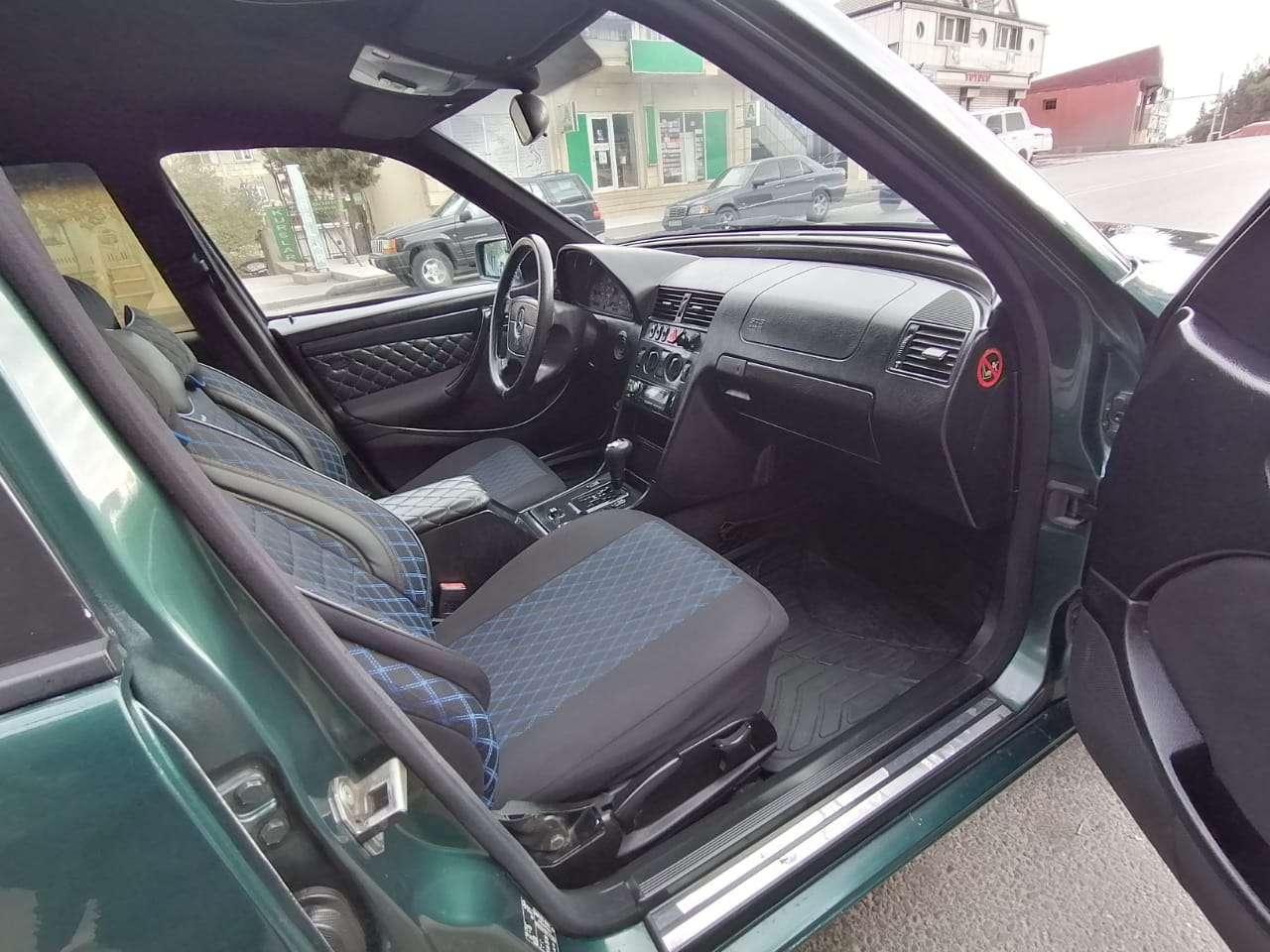 Mercedes C 220, 1998 il, 2.2 L, 300 000 km