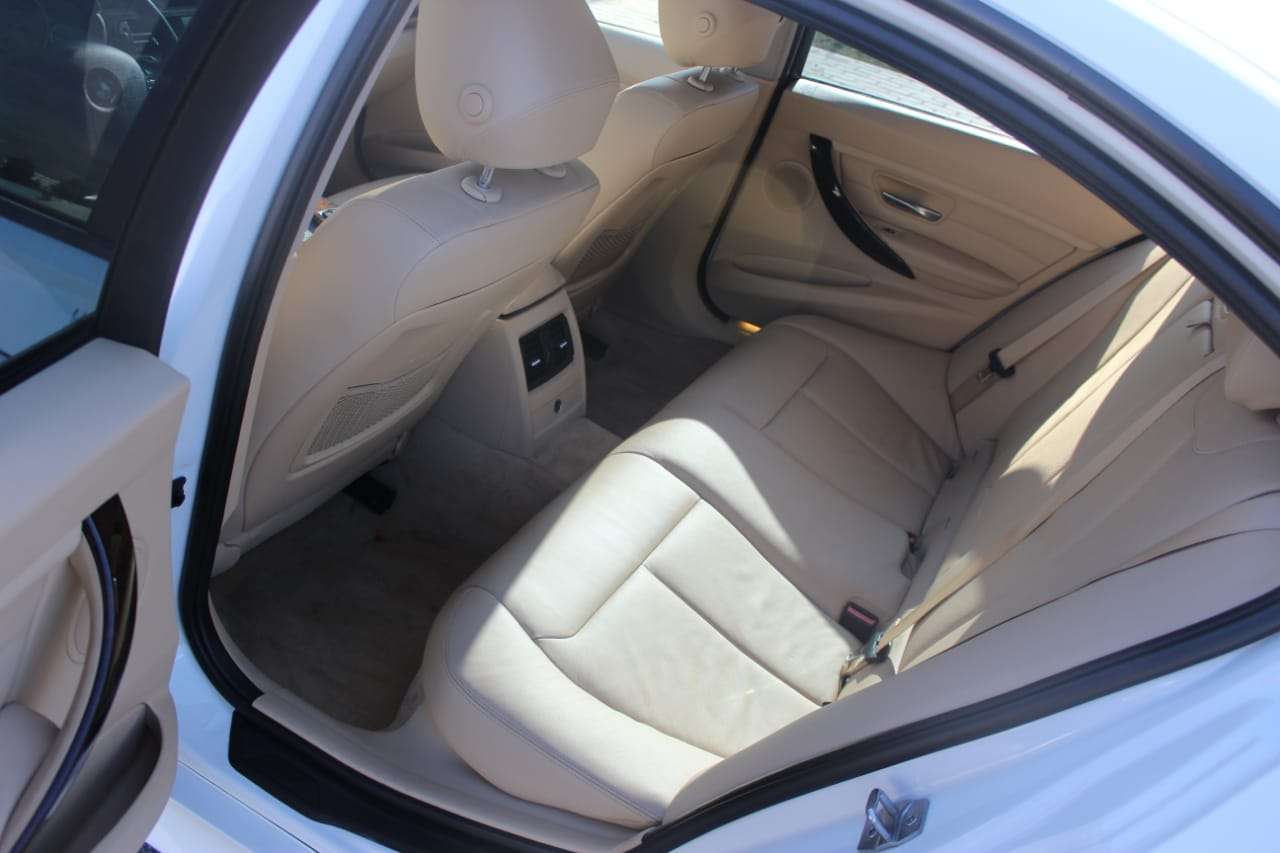 BMW 328, 2013 il, 2.0 L, 119 000 km