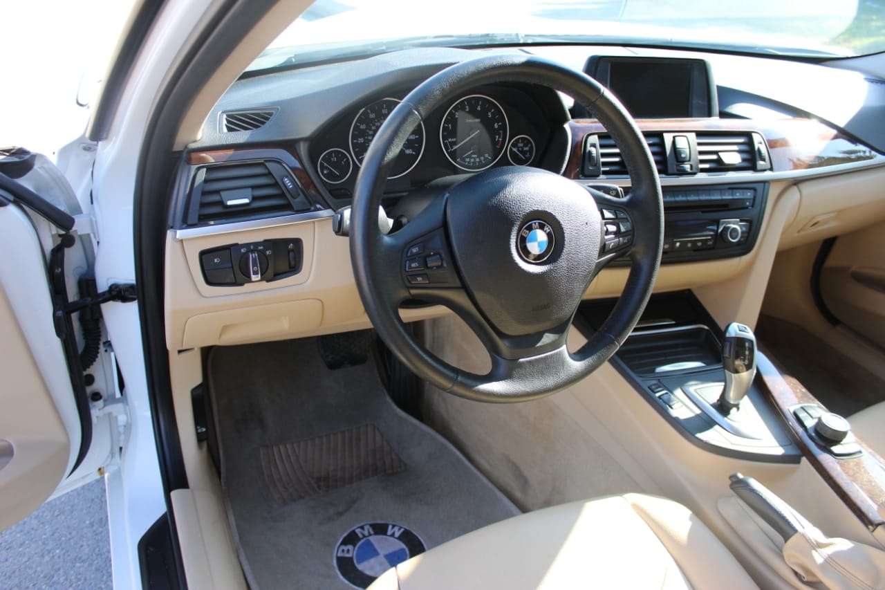 BMW 328, 2013 il, 2.0 L, 119 000 km