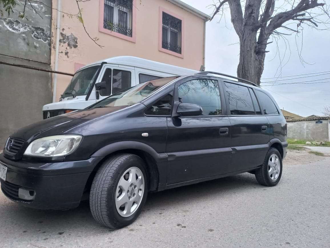 Opel Zafira, 2002 il, 1.8 L, 350 000 km