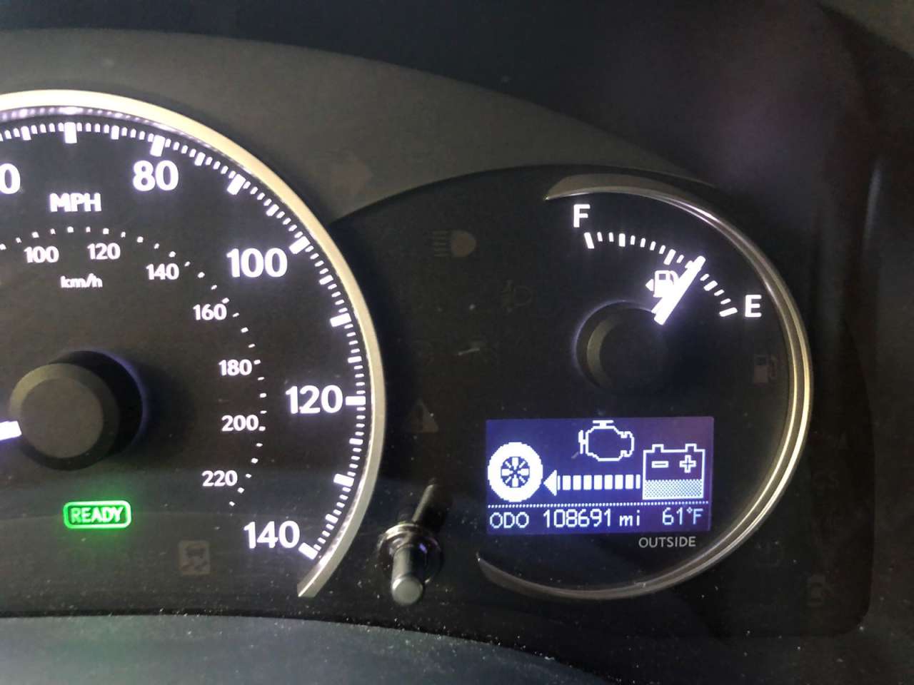 Lexus CT 200h, 2014 il, 1.8 L, 108 000 km