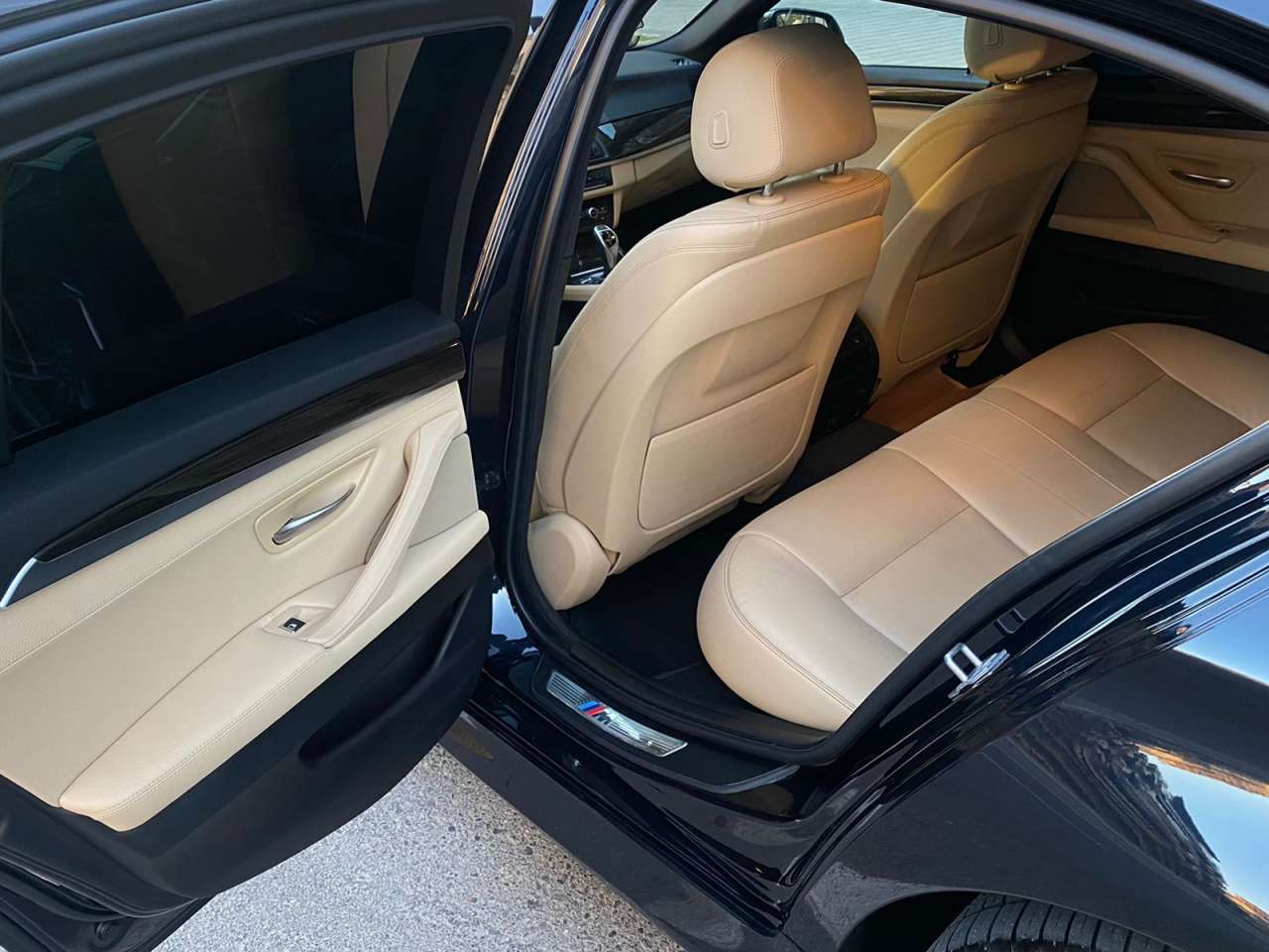 BMW 528, 2015 il, 2.0 L, 75 000 km