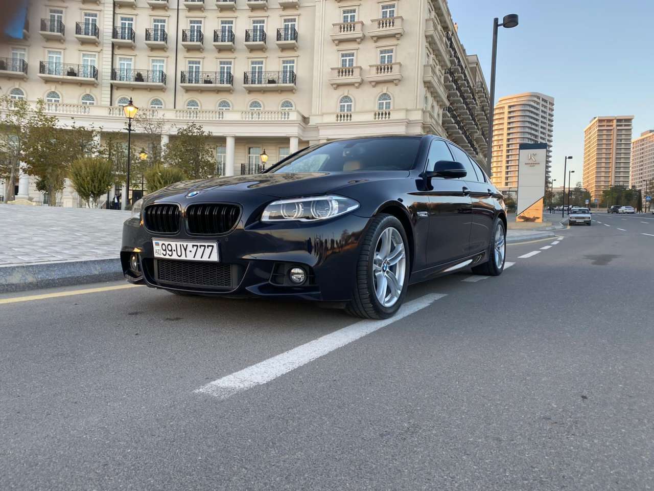 BMW 528, 2015 il, 2.0 L, 75 000 km