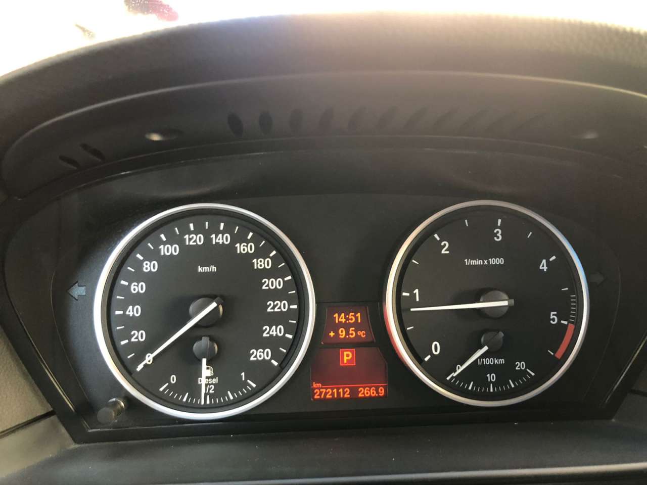 BMW 520, 2008 il, 2.0 L, 270 000 km