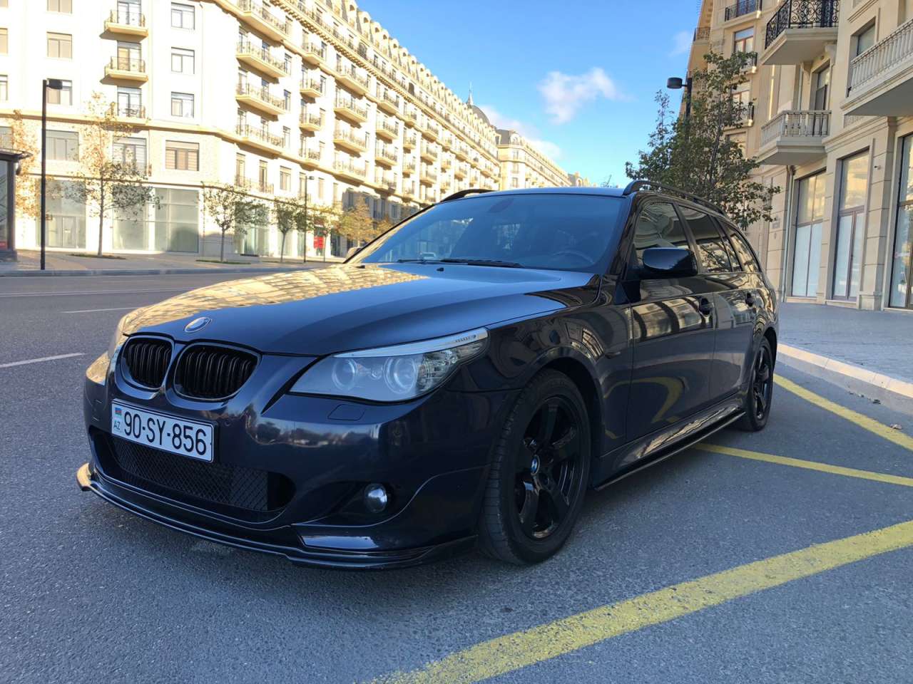 BMW 520, 2008 il, 2.0 L, 270 000 km