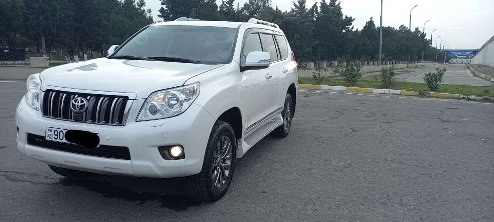 Toyota Land Cruiser, 2012 il, 2.7 L, 180 000 km