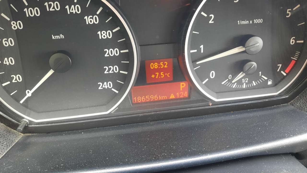 BMW 120, 2005 il, 2.0 L, 186 596 km