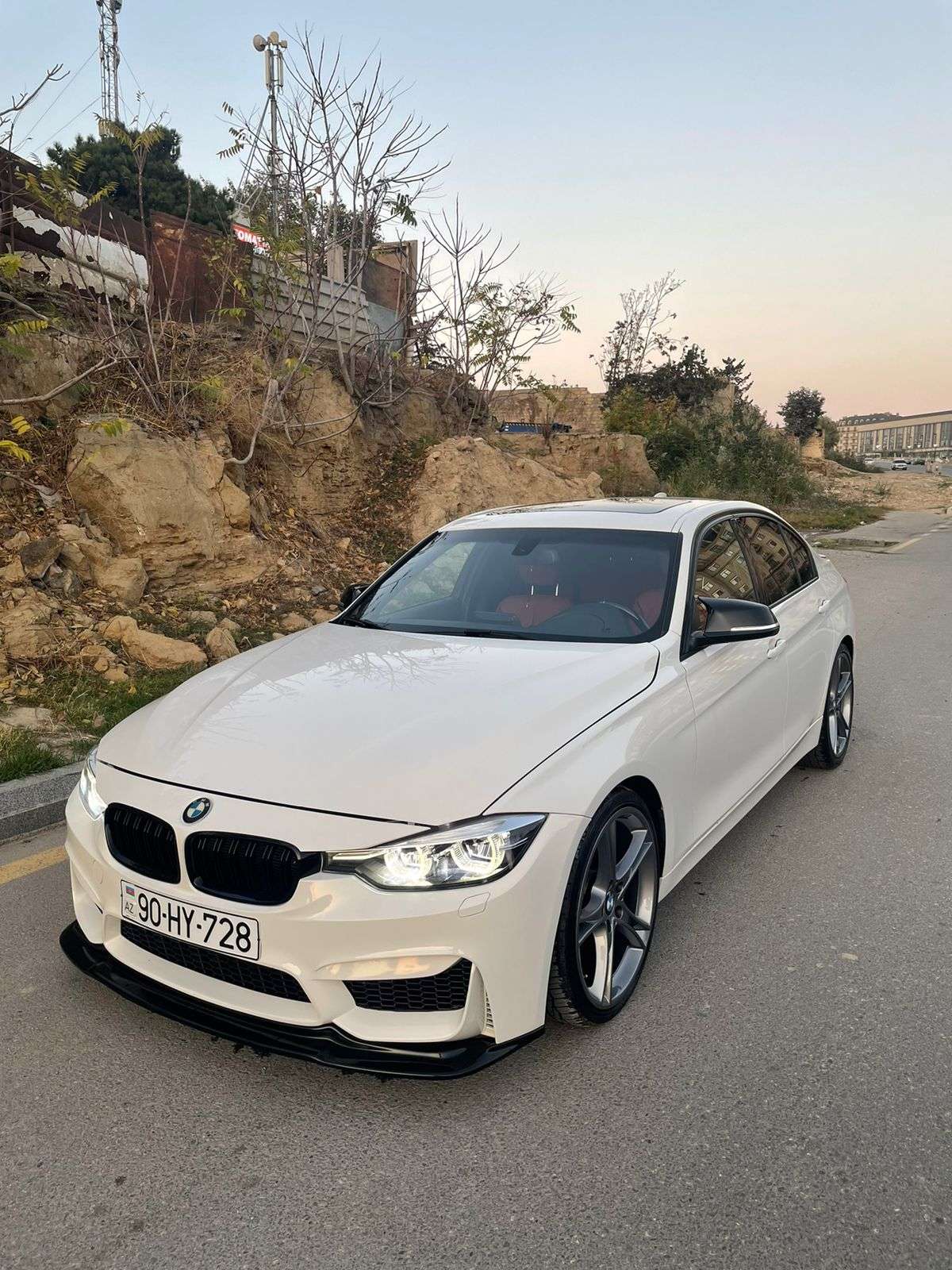 BMW 328, 2014 il, 2.0 L, 131 000 km