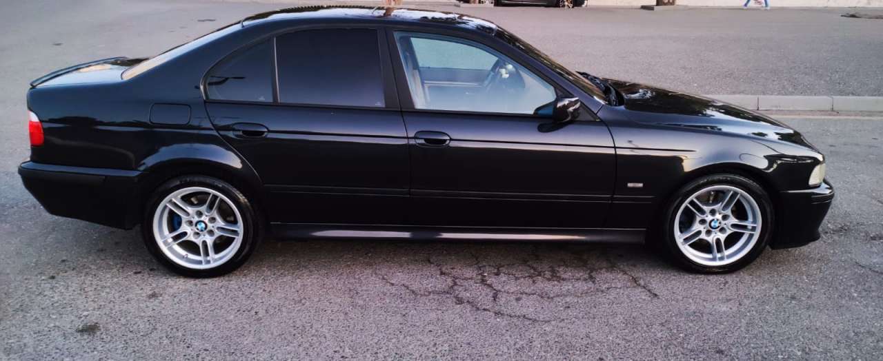 BMW 530, 2002 il, 3.0 L, 239 000 km