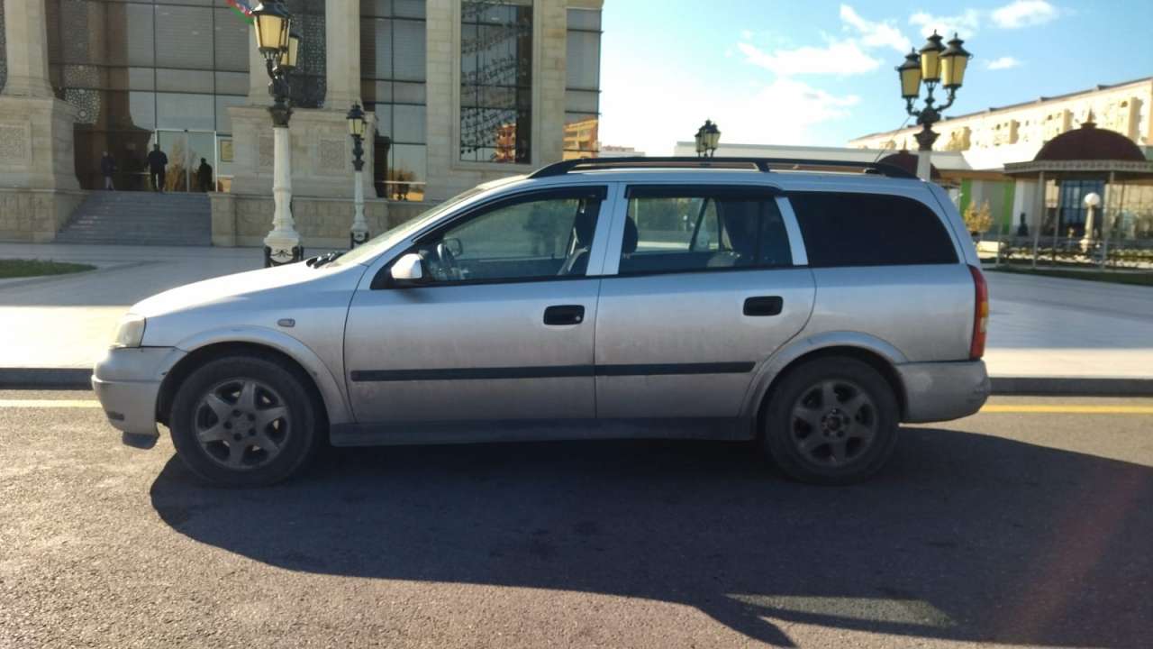 Opel Astra, 2002 il, 1.8 L, 320 000 km