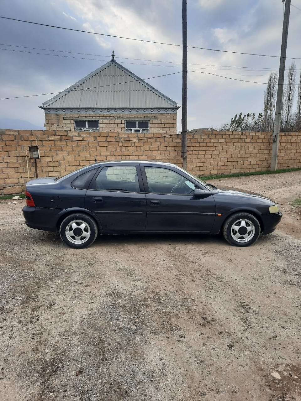 Opel Vectra, 1997 il, 1.8 L, 277 889 km