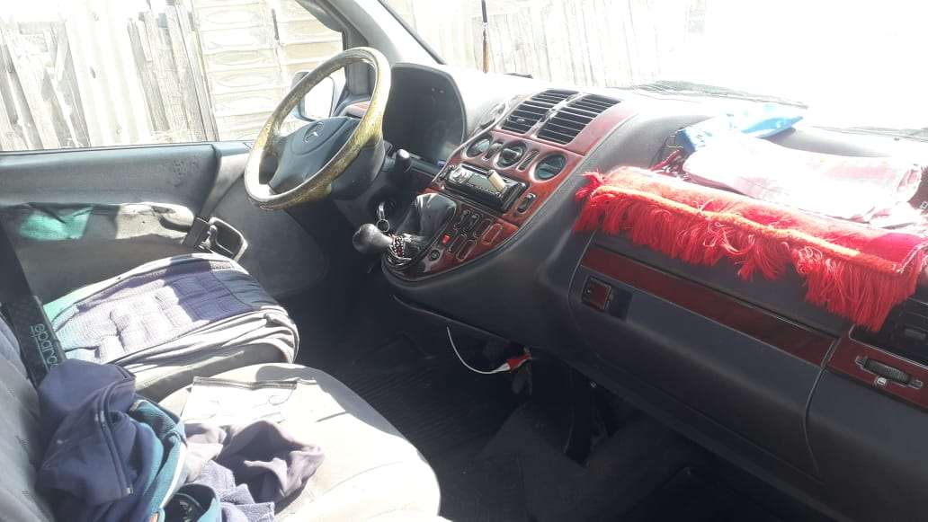 Mercedes Vito, 1999 il, 2.0 L, 500 000 km
