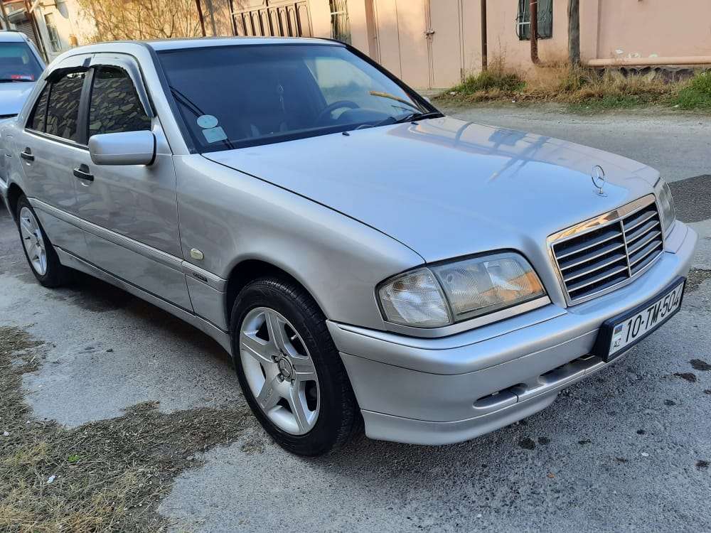 Mercedes C 180, 1998 il, 1.8 L, 400 000 km