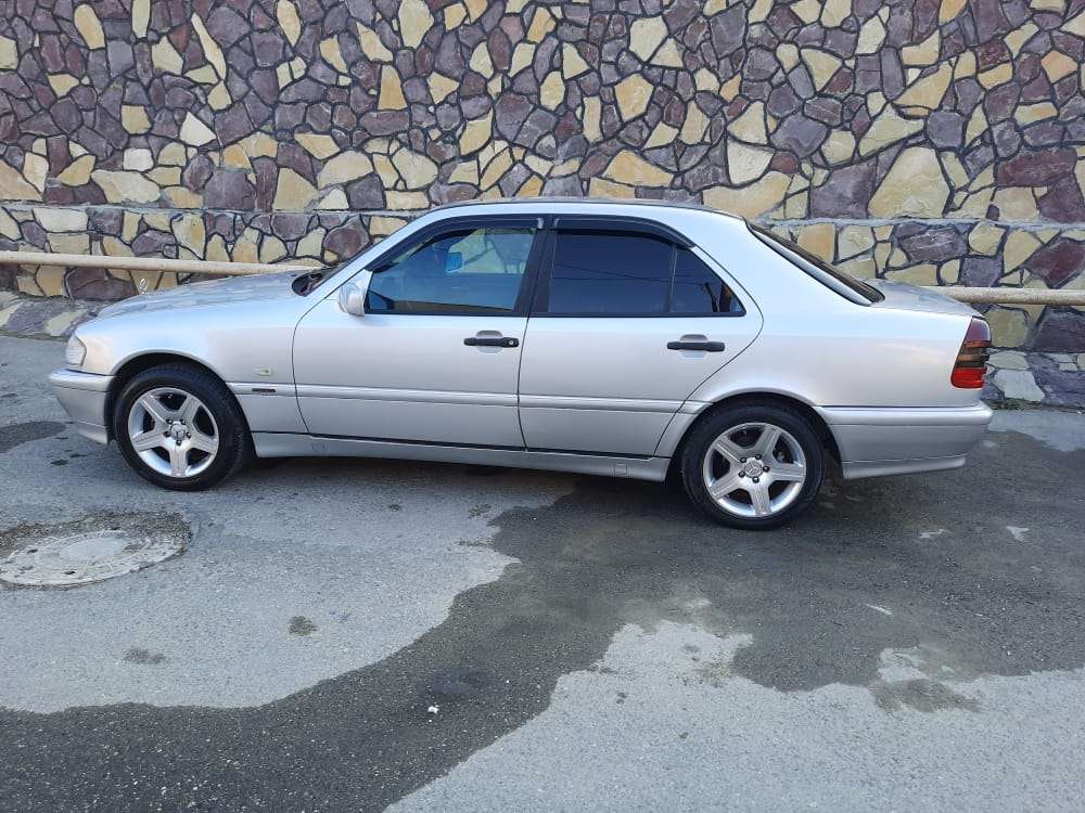 Mercedes C 180, 1998 il, 1.8 L, 400 000 km