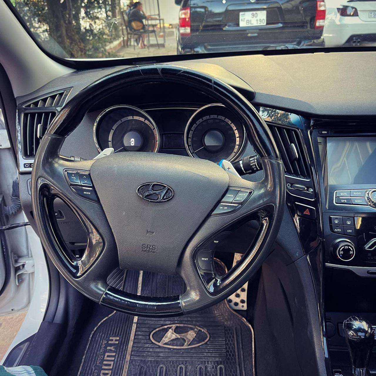Hyundai Sonata, 2010 il, 2.4 L, 220 260 km