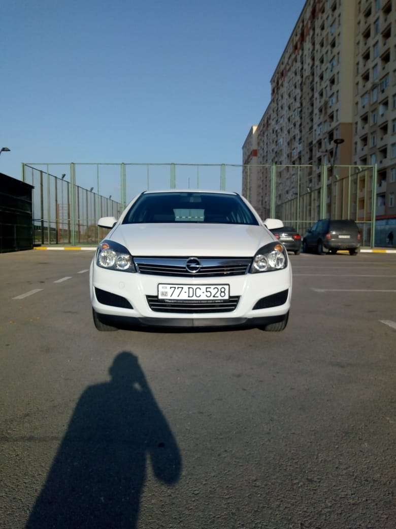 Opel Astra, 2009 il, 1.4 L, 195 000 km