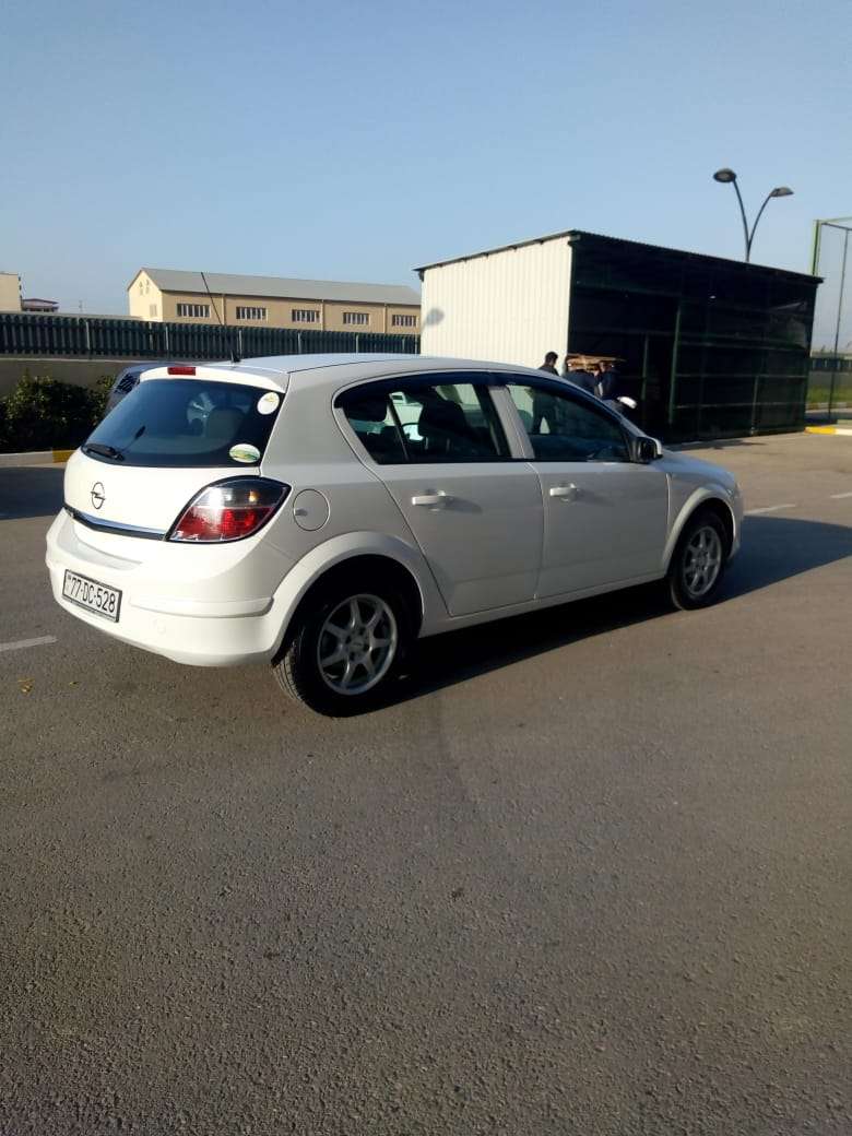 Opel Astra, 2009 il, 1.4 L, 195 000 km