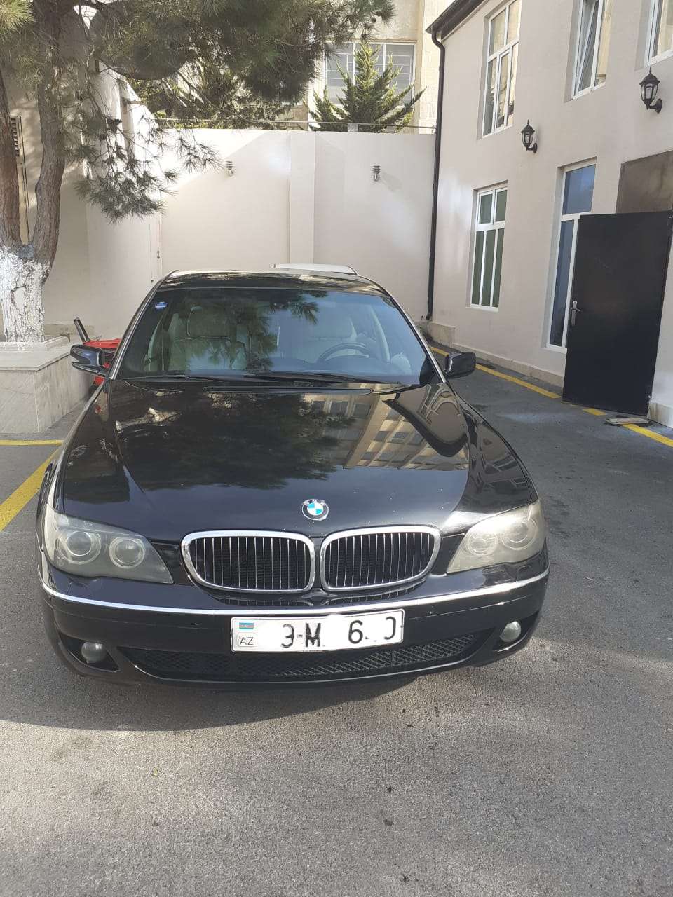 BMW 740, 2006 il, 4.0 L, 271 000 km