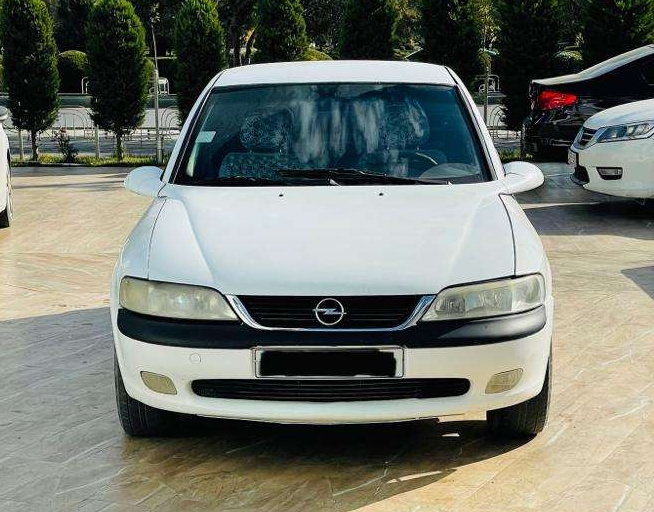 Opel Vectra, 1998 il, 1.8 L, 416 000 km
