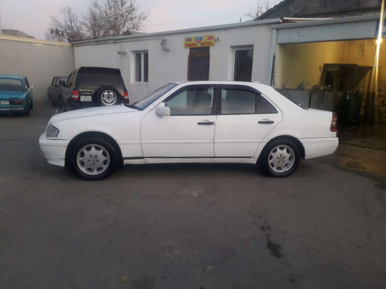Mercedes C 220, 1994 il, 2.2 L, 259 000 km
