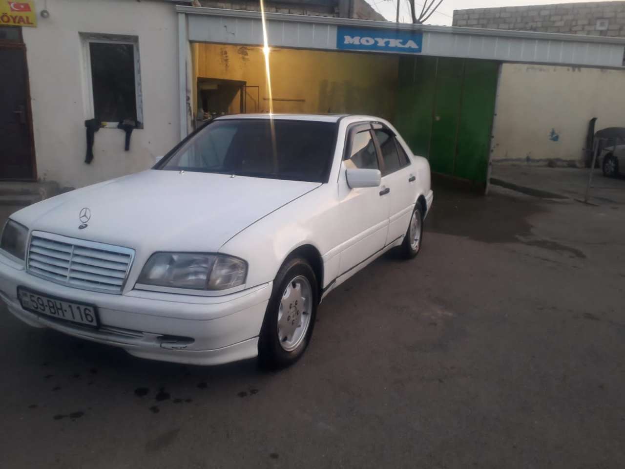 Mercedes C 220, 1994 il, 2.2 L, 259 000 km