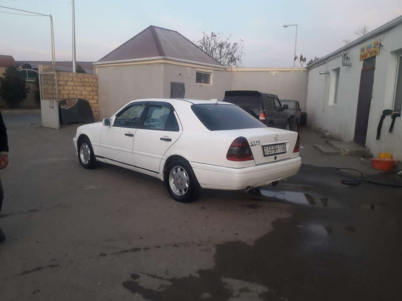 Mercedes C 220, 1994 il, 2.2 L, 259 000 km