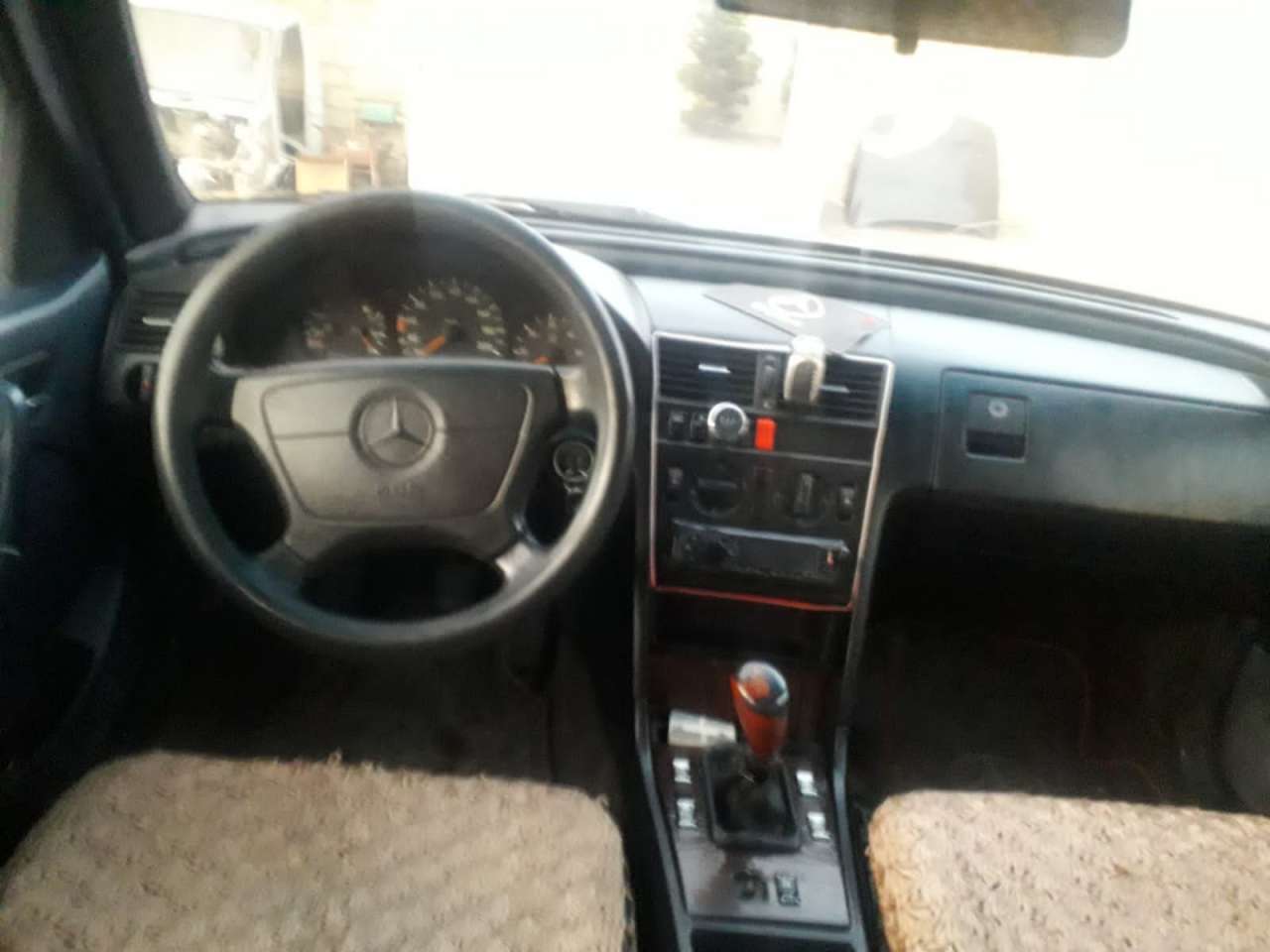 Mercedes C 220, 1994 il, 2.2 L, 259 000 km