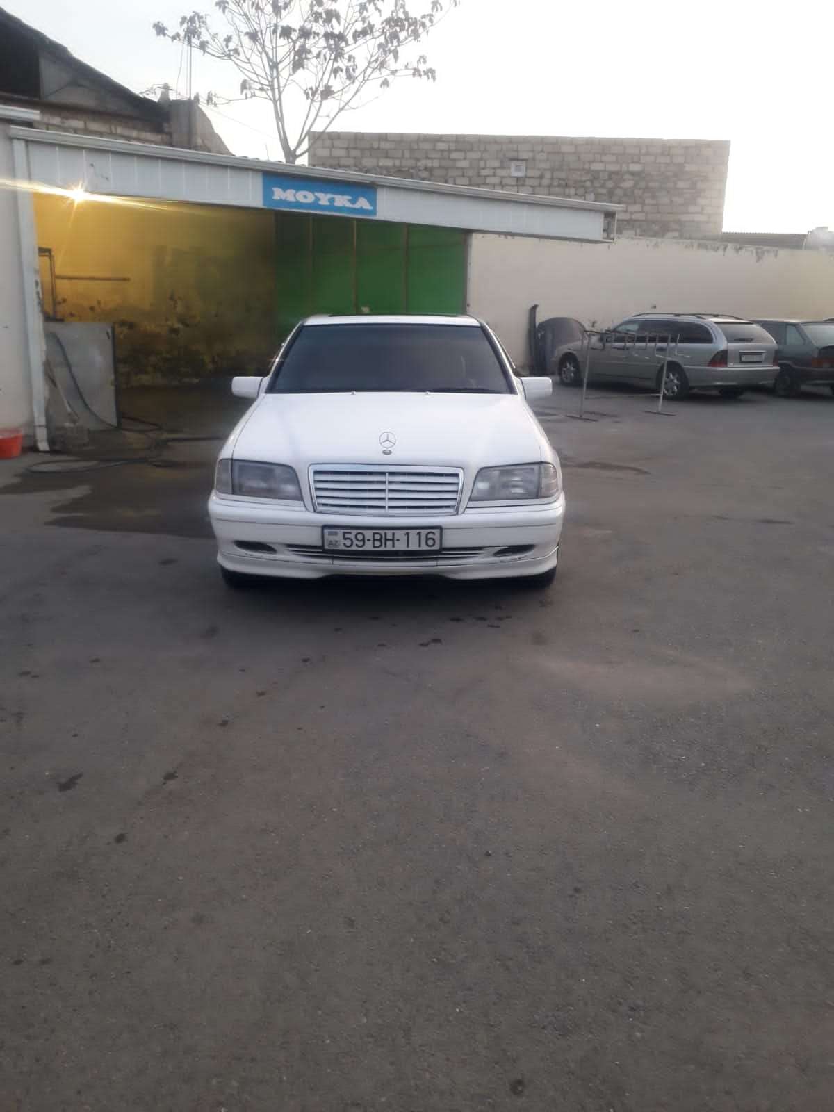 Mercedes C 220, 1994 il, 2.2 L, 259 000 km