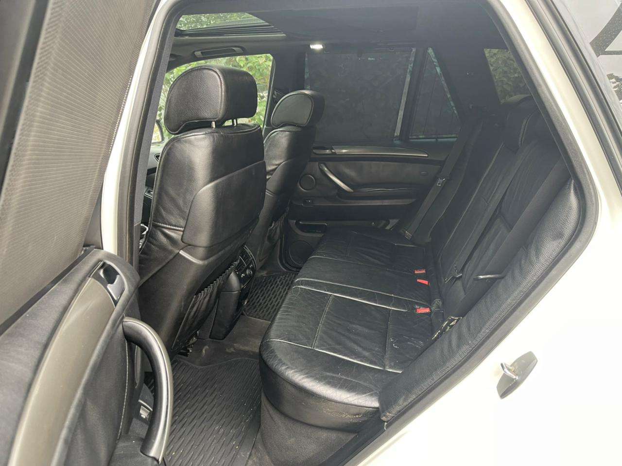 BMW X5 M, 2004 il, 4.8 L, 200 000 km