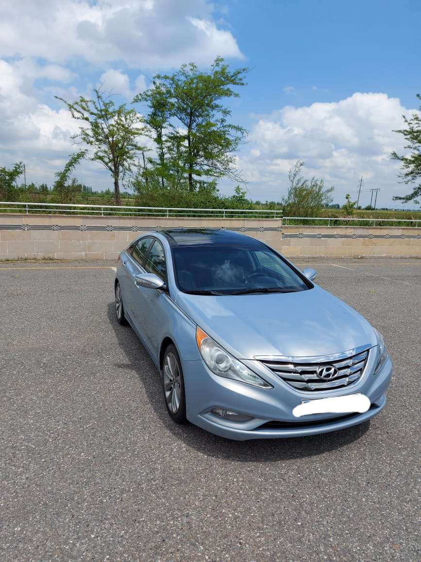 Hyundai Sonata, 2012 il, 2.0 L, 196 000 km