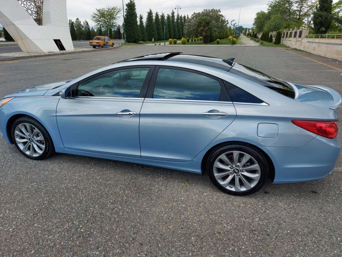Hyundai Sonata, 2012 il, 2.0 L, 196 000 km