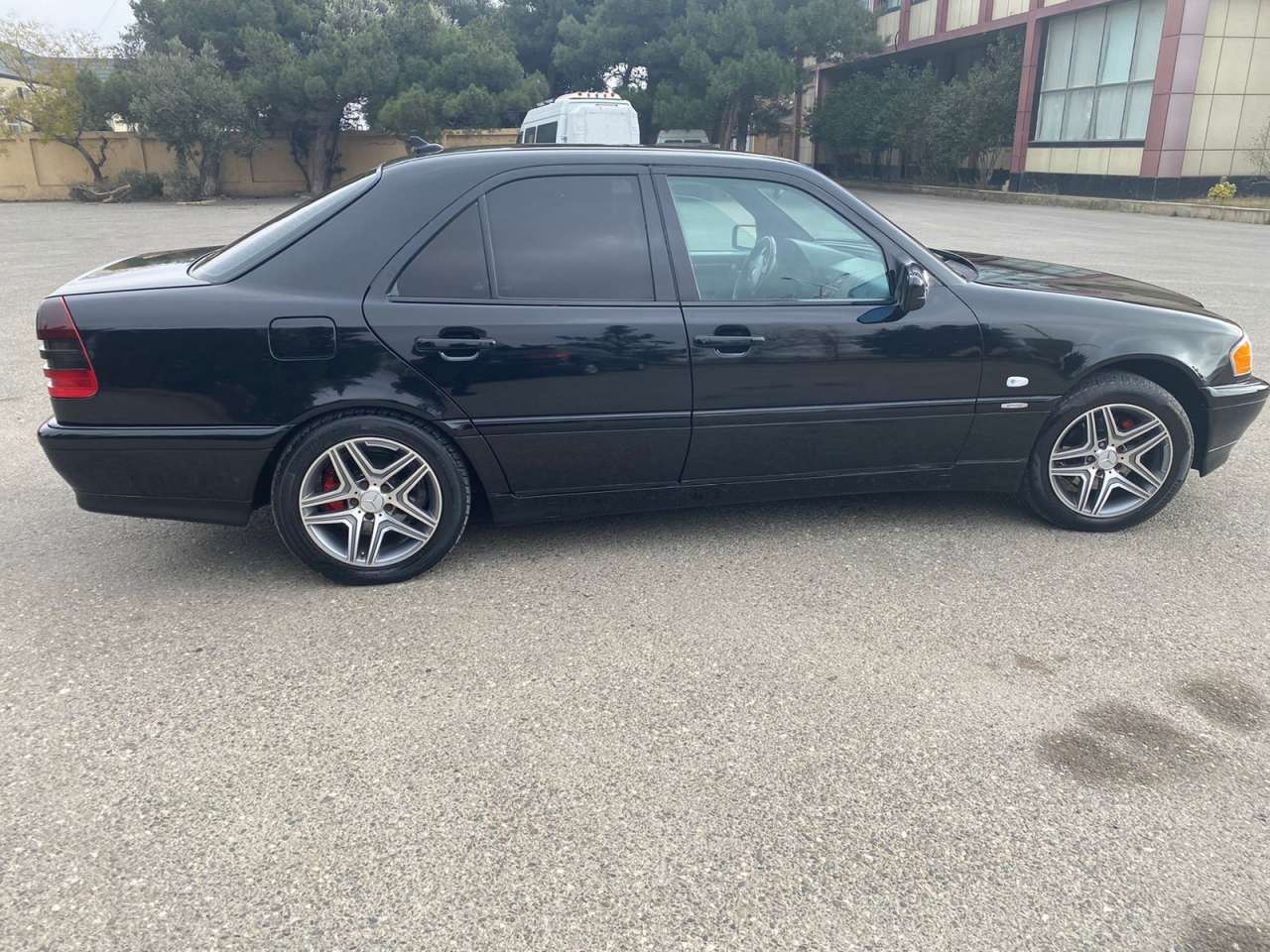 Mercedes C 240, 1998 il, 2.4 L, 530 000 km