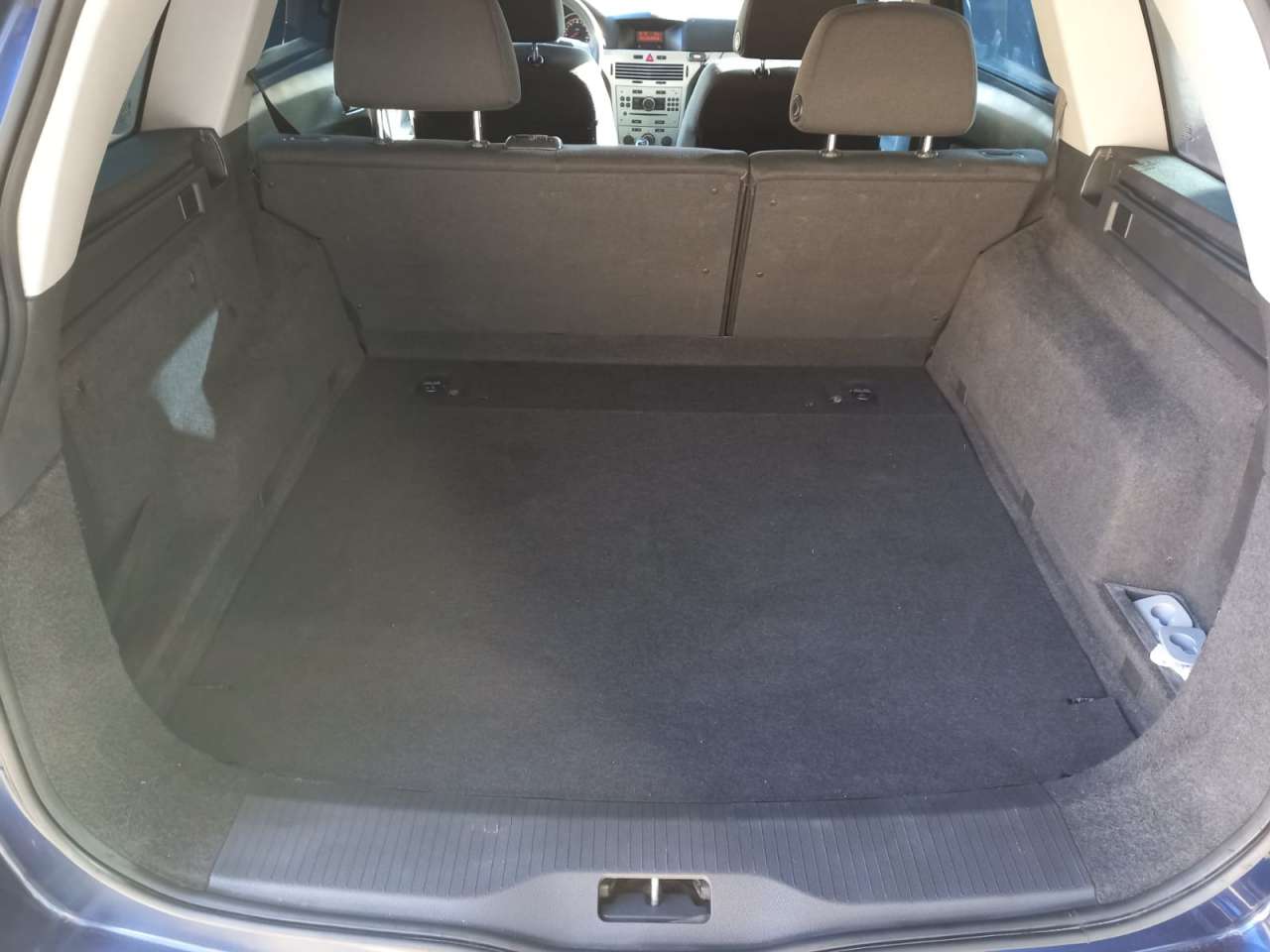 Opel Astra, 2010 il, 1.3 L, 180 000 km