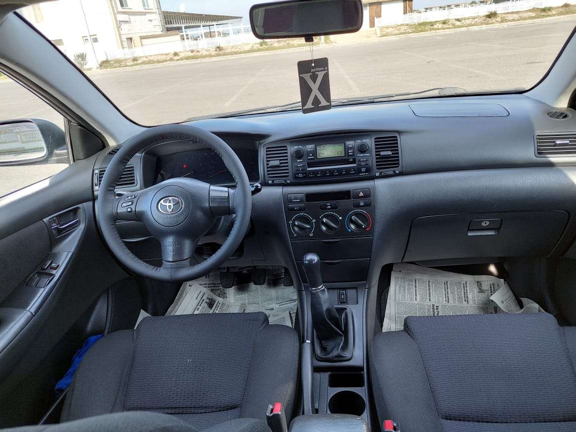 Toyota Corolla, 2005 il, 1.4 L, 180 000 km