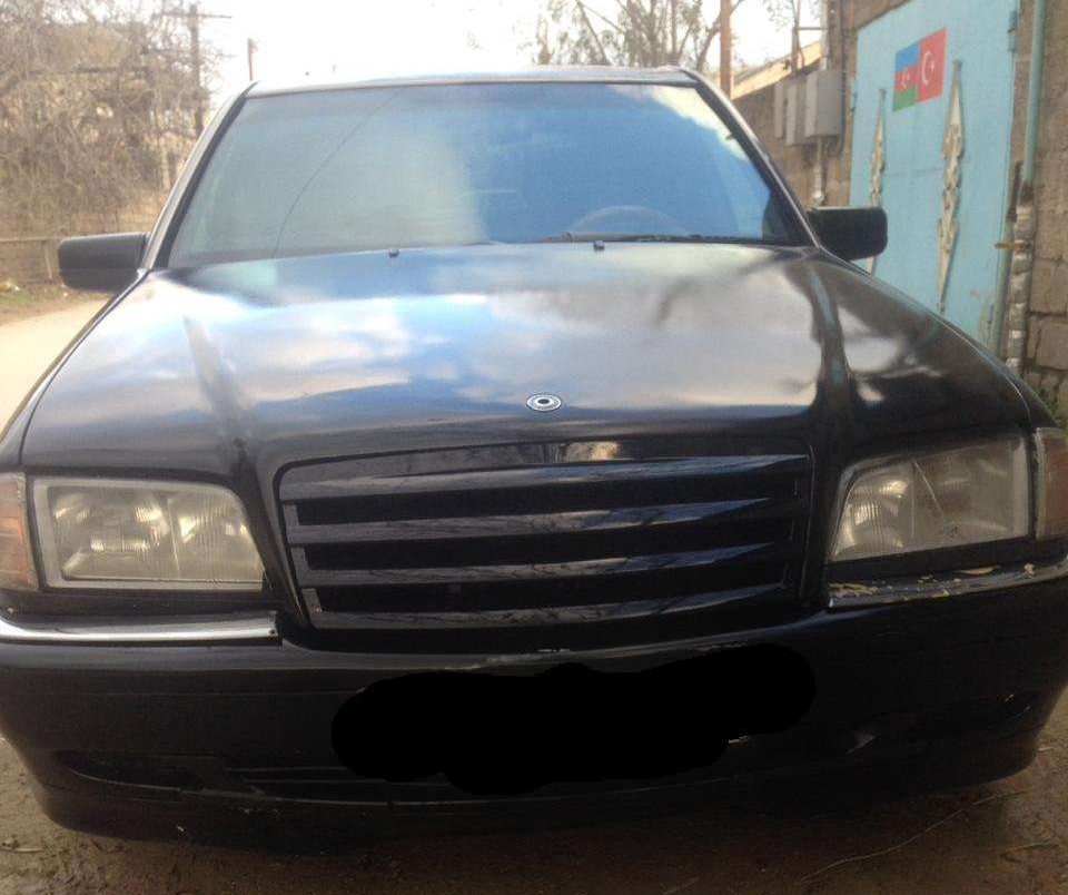 Mercedes C 230, 1999 il, 2.3 L, 256 147 km