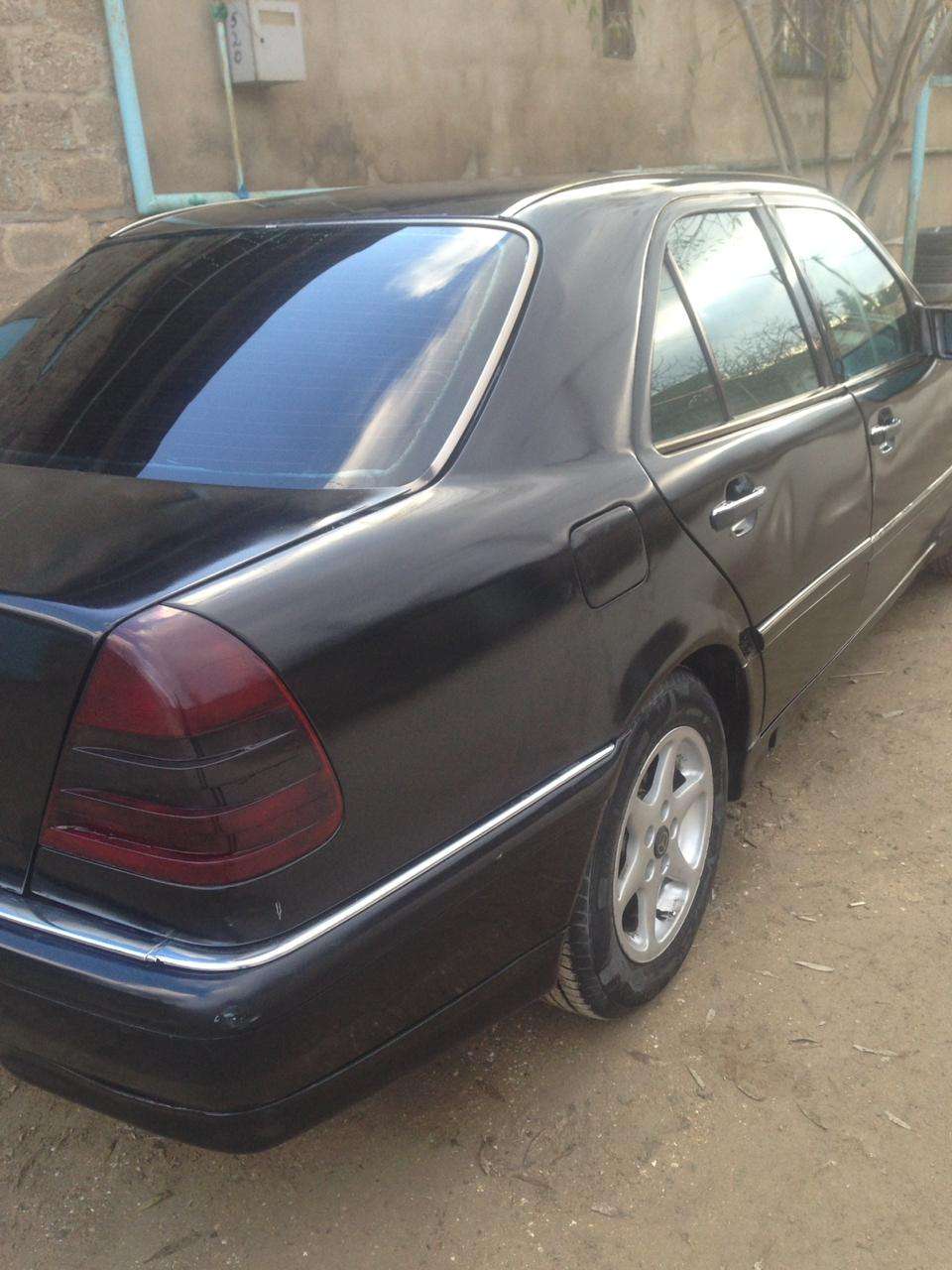 Mercedes C 230, 1999 il, 2.3 L, 256 147 km