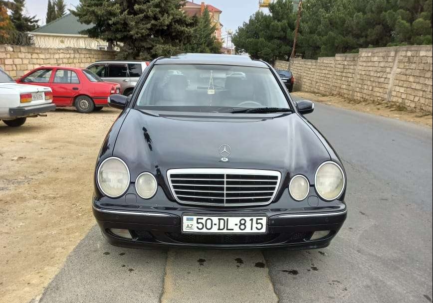 Mercedes E 240, 2000 il, 2.6 L, 230 000 km