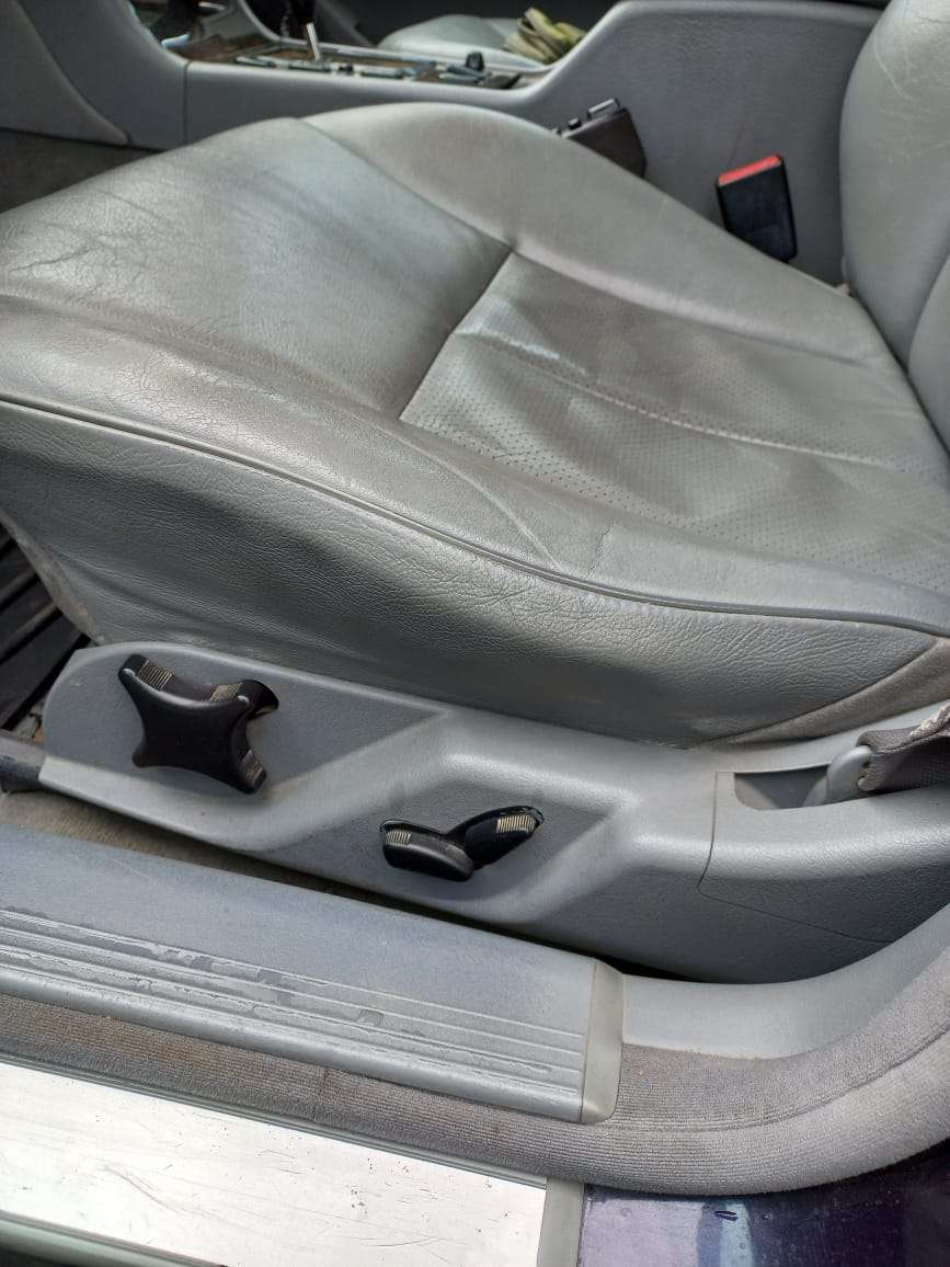 Mercedes E 240, 2000 il, 2.6 L, 230 000 km