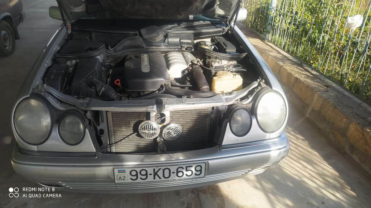 Mercedes E 220, 1998 il, 2.2 L, 394 316 km