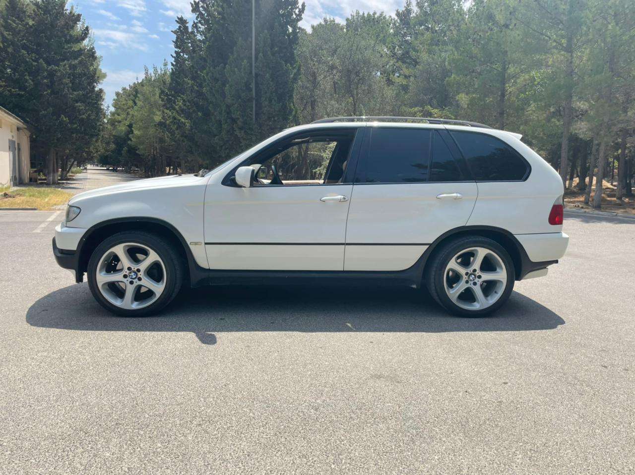 BMW X5, 2002 il, 4.4 L, 350 000 km